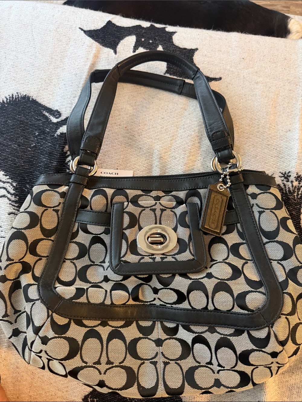 Vintage black and grey jacquard shoulder bag